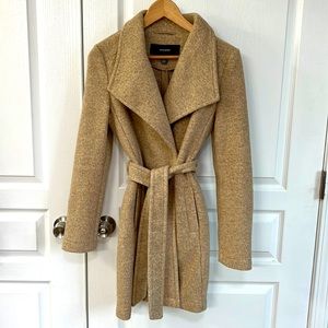 Tan/neutral XS lightweight coat